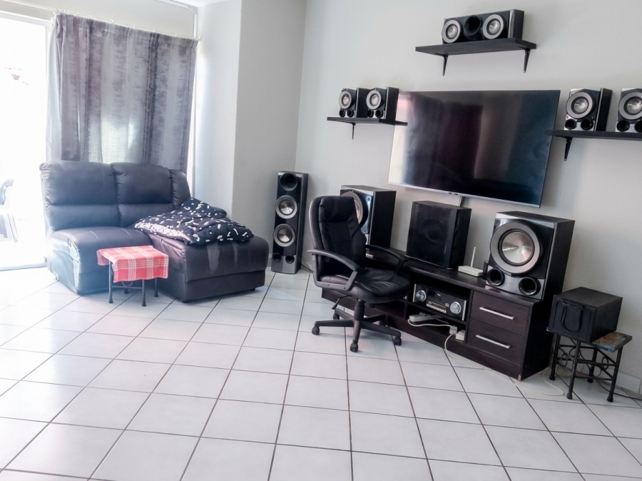 3 Bedroom Property for Sale in Protea Park North West